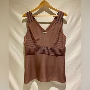 Banana Republic Silk Pleat-Detail V-Neck top, mauve, size 12